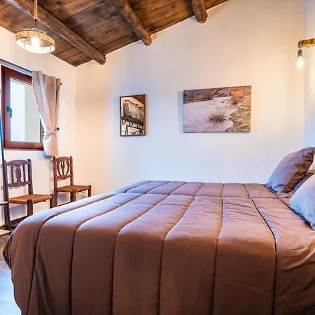 Country house Masia La Parreta